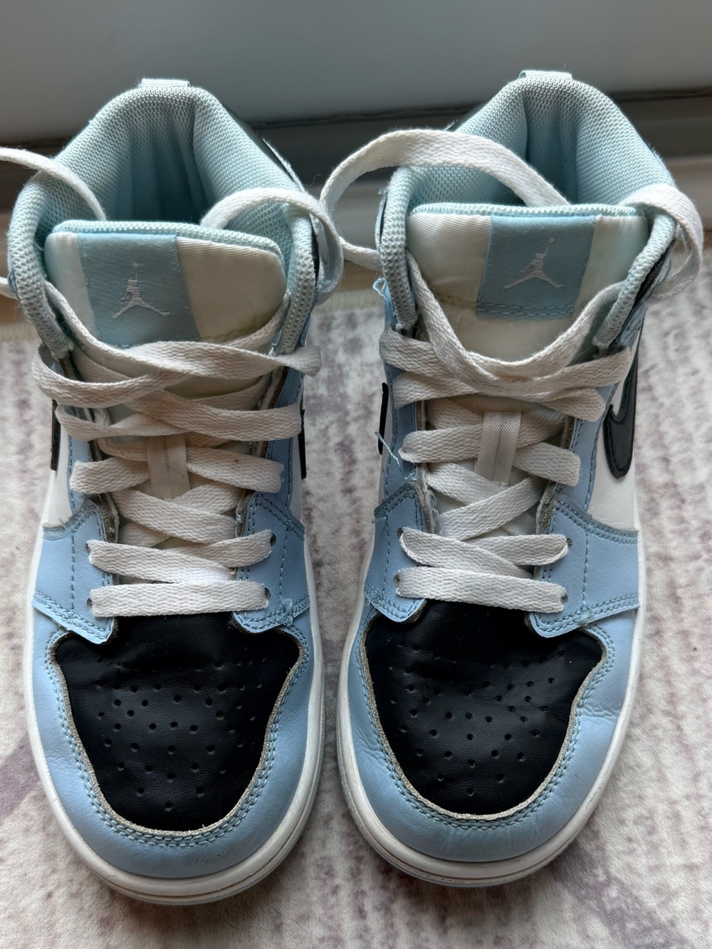 Kids Jordan 1 Mid Size 1